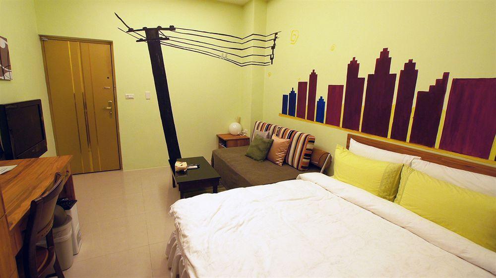 Mei Hsiao Yuen Hostel Taichung Luaran gambar